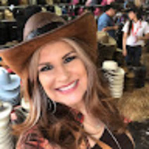 Meet your Posher, Anna